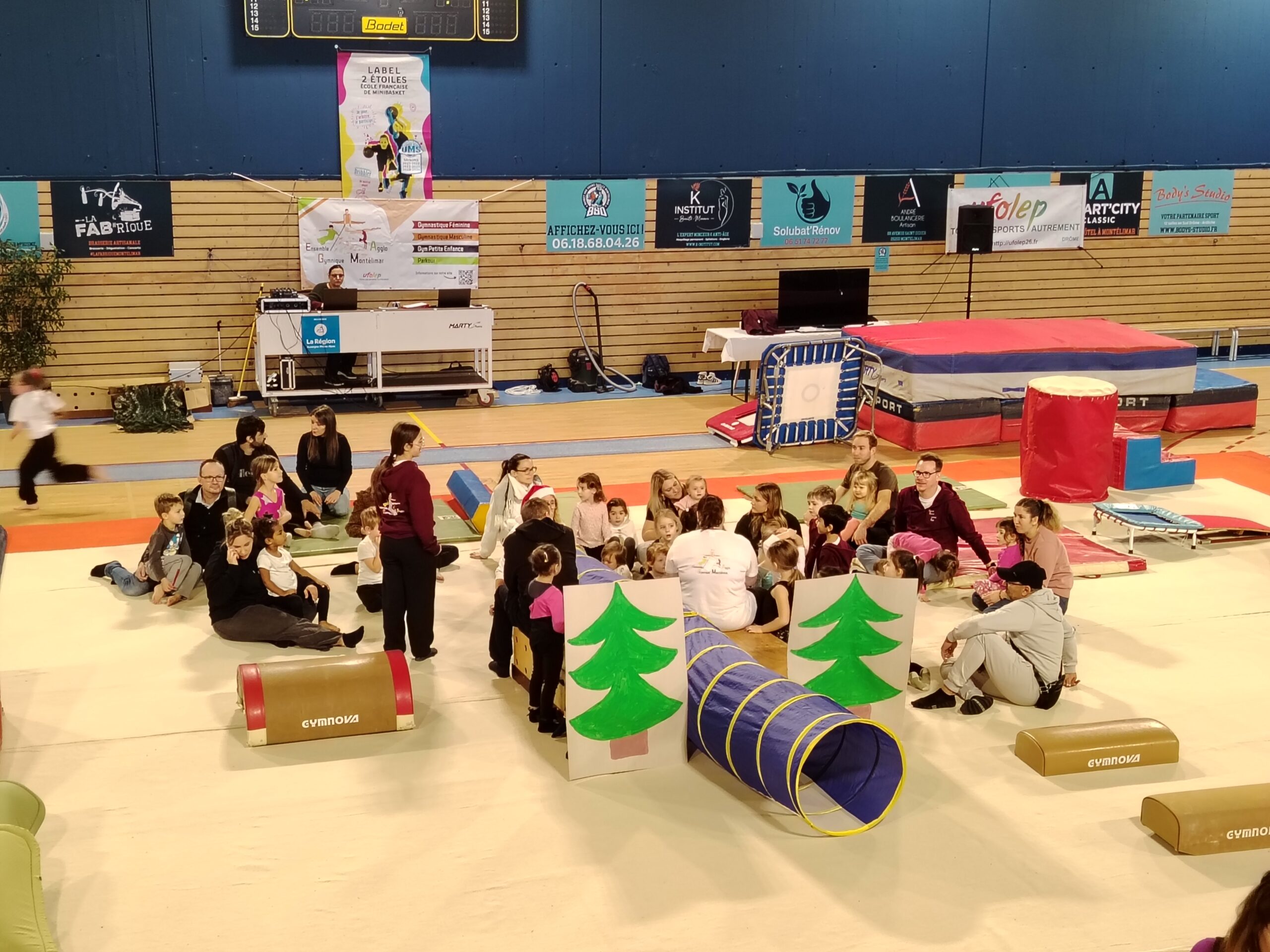 Rassemblement enfants et parents - EGMA Montélimar